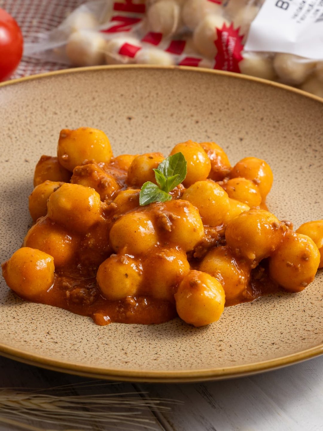 Nhoque de Batata servido com molho